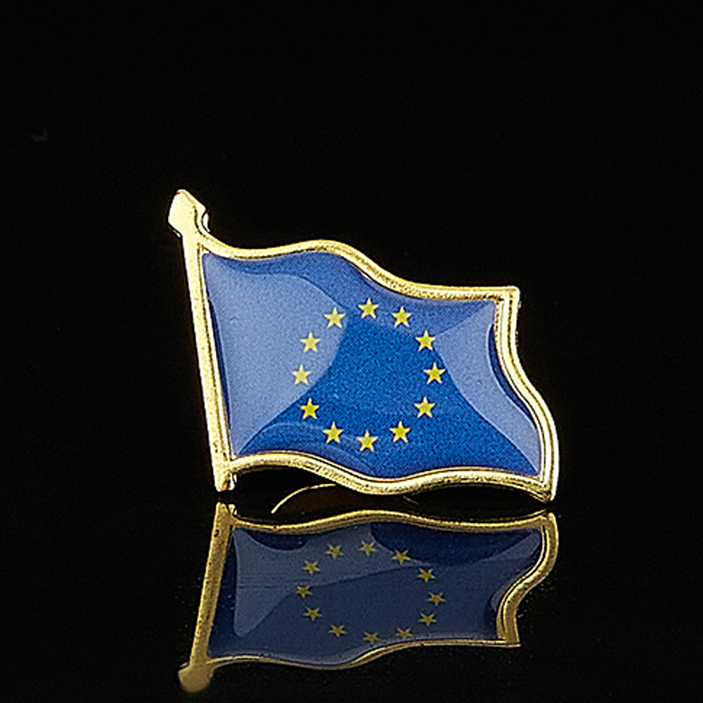 European Union Patriotism Badg - огляд і ціна Travel Accessories For Europe