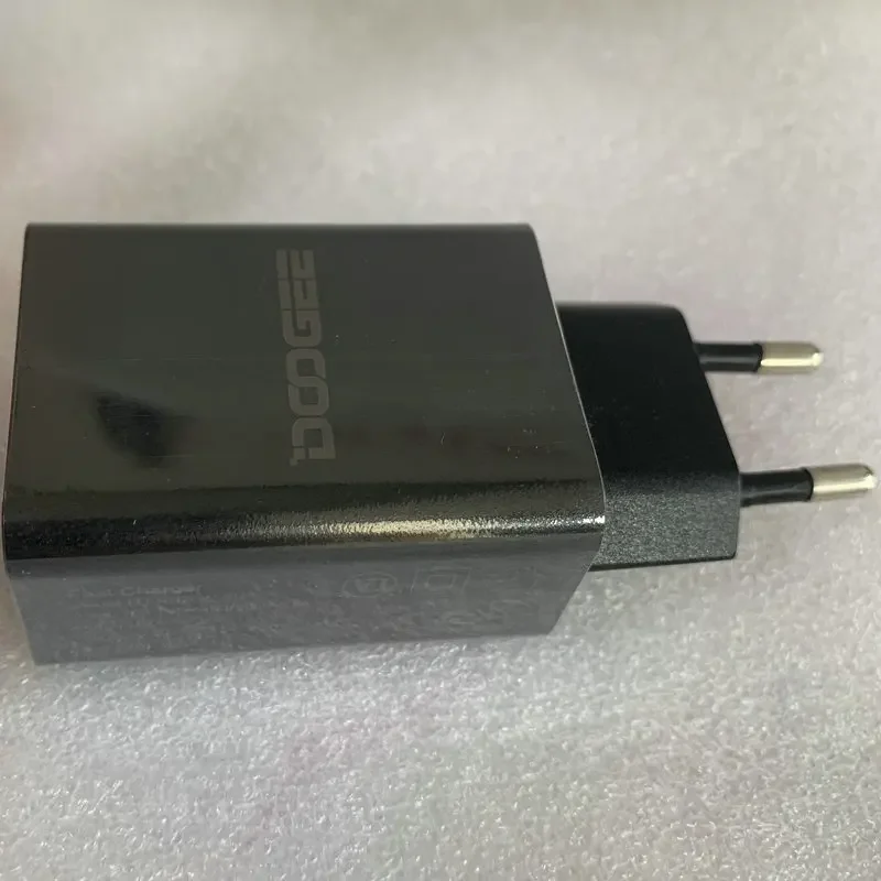Power Adapter for Doogee V20 P - огляд і ціна Travel Accessories For Europe